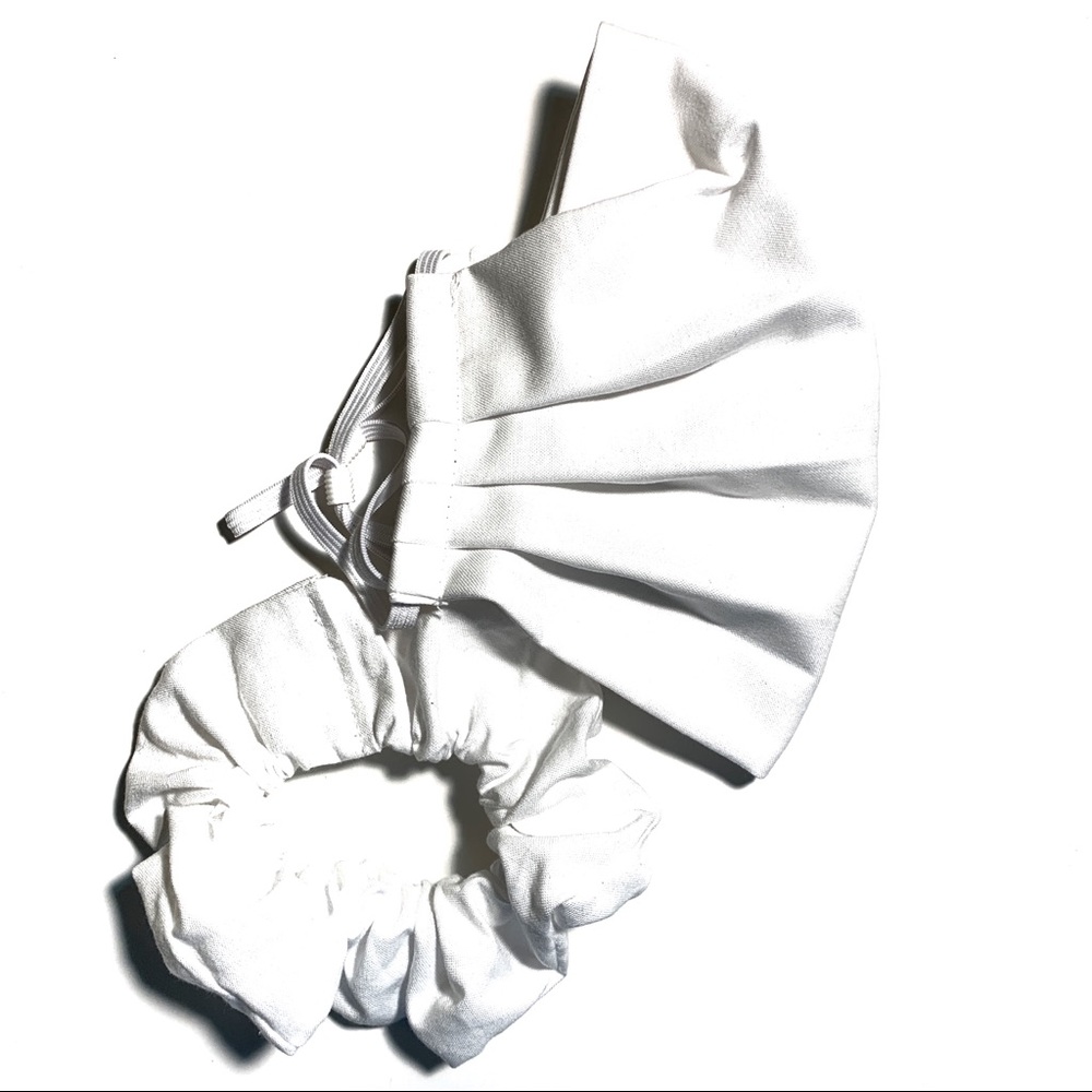 2/$30 Face Mask 3 Layer Scrunchie White